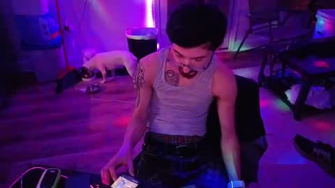 Josef online show from 04.20.26