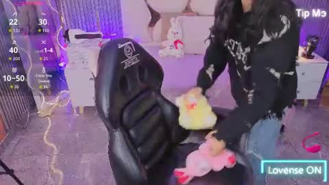 Joselyn  online show from 07.12.26