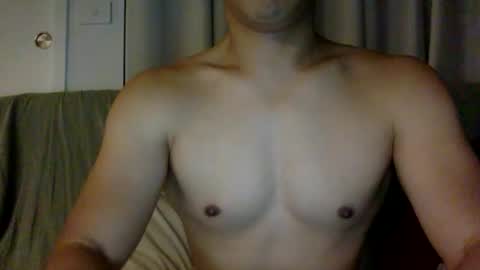 Snapshot of joshasian0713 chatting on 05.25.26 joshasian0713 online show from 05.25.26