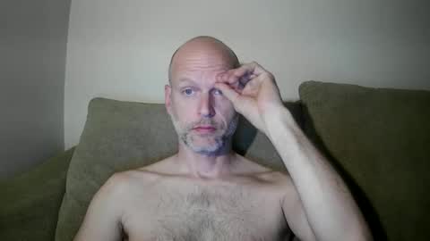 Snapshot of joshking2017 chatting on 12.25.24 joshking2017 online show from 12.25.24