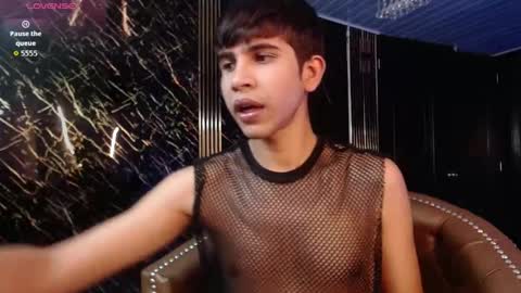 joshua_saenz_ online show from 05.05.26