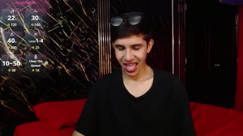 joshua_saenz_ online show from 06.06.26