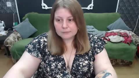 Snapshot of josiesun771 chatting on 05.08.26 josiesun771 online show from 05.08.26