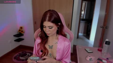 josephine   independent model    online show from 05.26.26