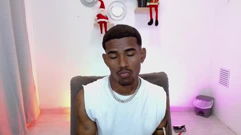 Snapshot of josua_smith chatting on 11.20.25 Josua online show from 11.20.25