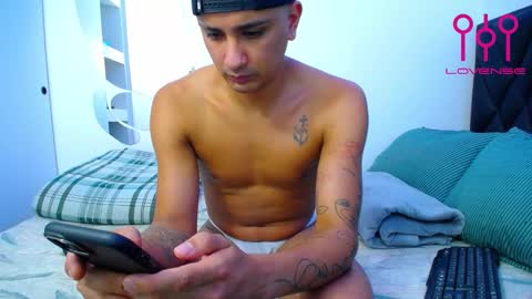 Josue 22cm big dick online show from 02.14.25