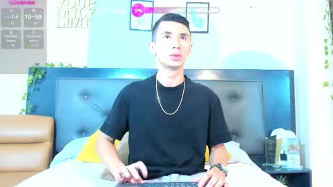 Jota Stivens online show from 11.19.25