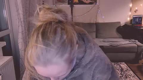 Snapshot of joy_keys chatting on 02.18.25 joy_keys online show from 02.18.25