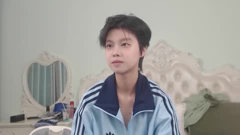 Snapshot of joycekay chatting on 10.15.25 joycekay online show from 10.15.25