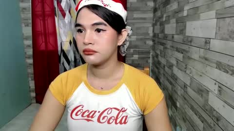 Snapshot of joycum_xxx chatting on 12.17.24 JOY in your heart  online show from 12.17.24