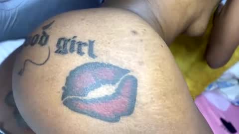 Butterflyass online show from 02.21.25