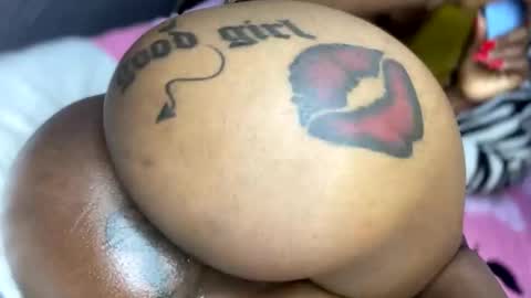 Butterflyass online show from 03.03.25