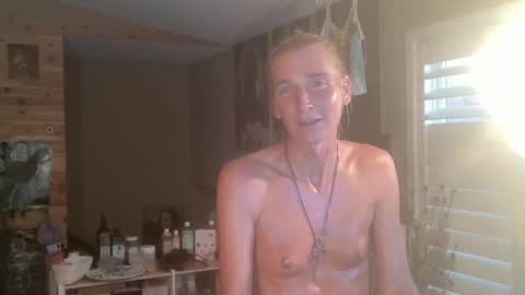 Snapshot of jpsunflower chatting on 11.12.25 JP Sunflower Angel Love online show from 11.12.25