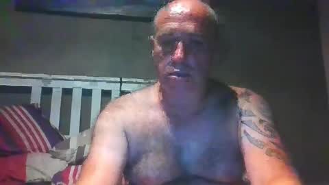 Naughty Couple online show from 05.24.26