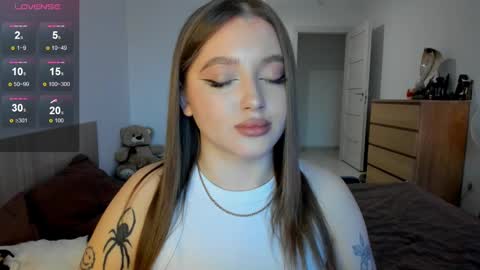 Julia and Julia online show from 02.23.25