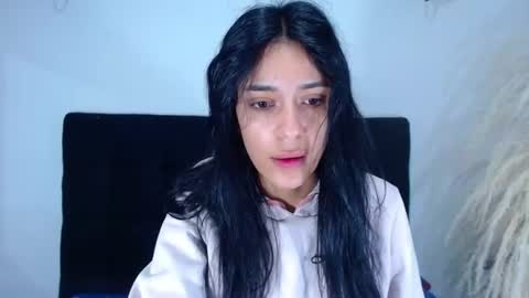 Snapshot of juan_and_luciana chatting on 06.12.26 online show from 06.12.26