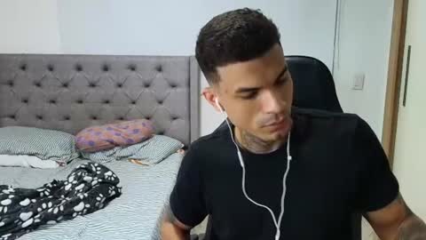 juan_gomez_1 online show from 06.20.26