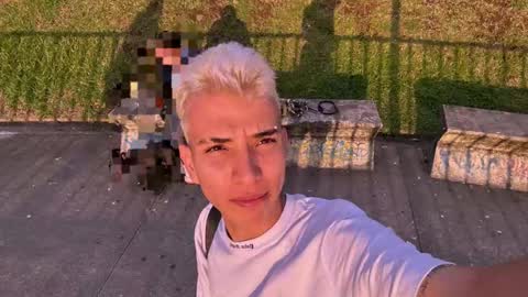 J U A N   L O V E R S online show from 12.02.24