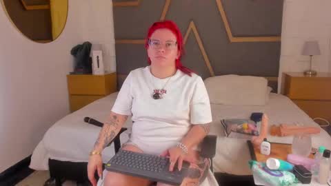 Juana Valkiria online show from 05.11.26