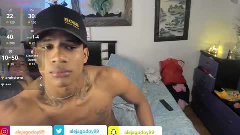 Snapshot of juanbigcock21cm chatting on 11.12.25 juan jose online show from 11.12.25