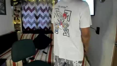Snapshot of juanbigcock21cm chatting on 05.27.26 juan jose online show from 05.27.26