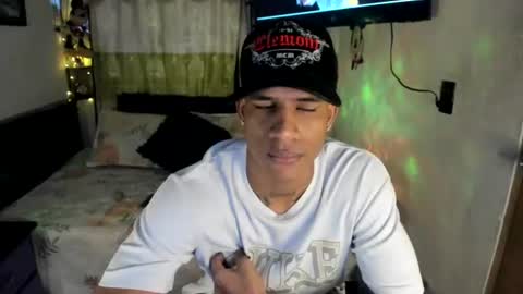 Snapshot of juanbigcock21cm chatting on 06.18.26 juan jose online show from 06.18.26