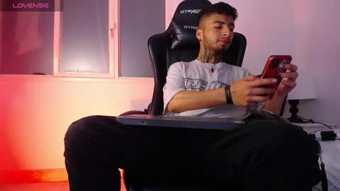 juancamilo66_ online show from 02.18.25