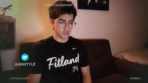 . online show from 12.03.25