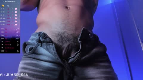 independent model online show from 12.12.24