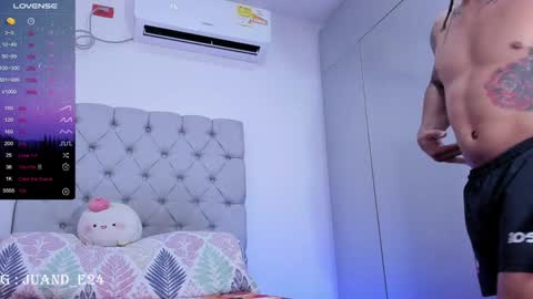 independent model online show from 01.09.25