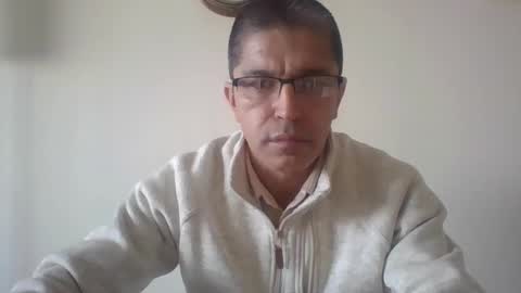 Snapshot of juanearth1 chatting on 02.04.26 juanearth1 online show from 02.04.26