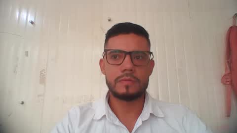 Snapshot of juanfe_style chatting on 11.20.25 juanfe_style online show from 11.20.25