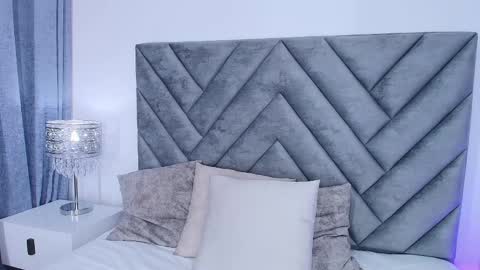 Snapshot of juanita_owens chatting on 03.04.25 juanita_owens online show from 03.04.25