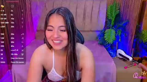Snapshot of juanita_tay chatting on 06.27.26 JUANITA online show from 06.27.26