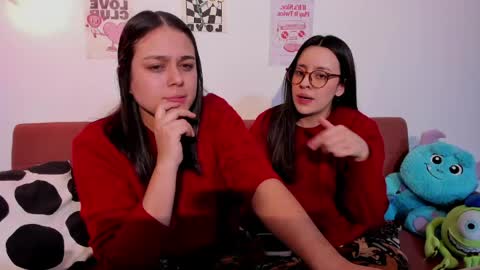 juanitaaa_ online show from 05.22.26