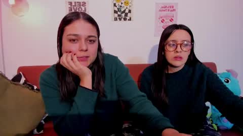 juanitaaa_ online show from 06.10.26