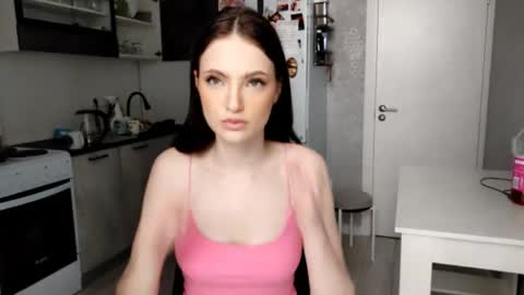 Snapshot of juanitacalcano chatting on 05.16.26 Veronika online show from 05.16.26