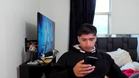 Snapshot of juanjo_ferrari chatting on 03.25.26 juanjo ferrari online show from 03.25.26