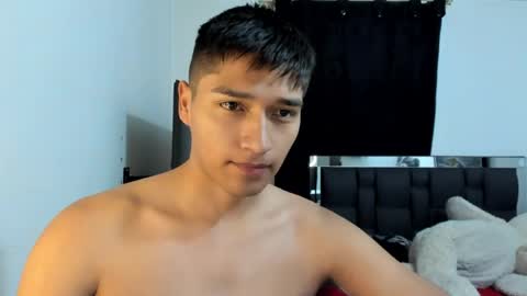Snapshot of juanjo_ferrari chatting on 04.29.26 juanjo ferrari online show from 04.29.26
