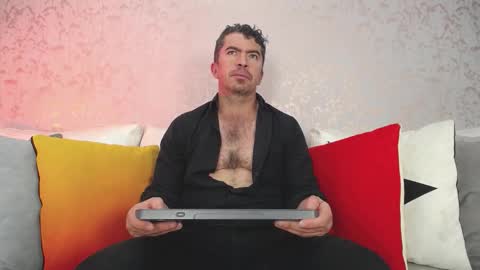 Juan k online show from 11.20.25