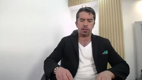 Snapshot of juank_fit45 chatting on 05.08.26 Juan k online show from 05.08.26