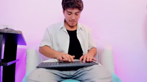JUAN  online show from 06.24.26