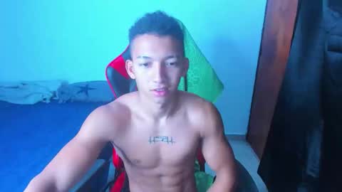 Snapshot of juansw66 chatting on 04.10.26 juansw66 online show from 04.10.26