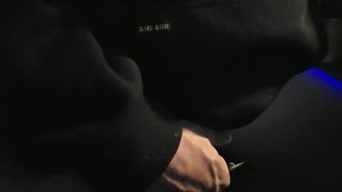 Snapshot of jubitz chatting on 11.18.25 jubitz online show from 11.18.25