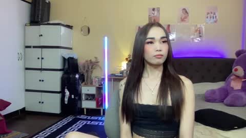 EloiseMoree online show from 12.05.24