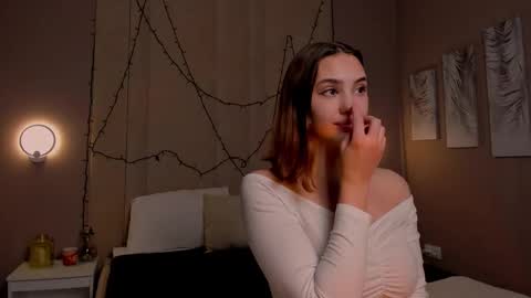 Snapshot of judymiles chatting on 09.13.25 Angelica online show from 09.13.25