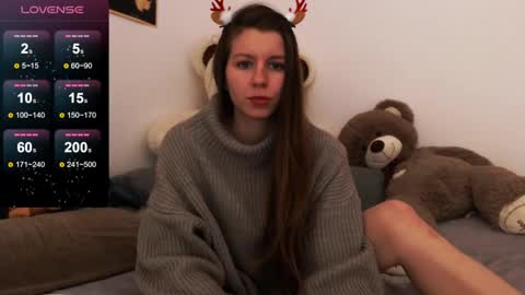 Snapshot of juicy_mystery chatting on 12.15.24 laura online show from 12.15.24