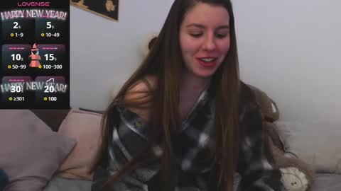 Snapshot of juicy_mystery chatting on 01.16.25 laura online show from 01.16.25