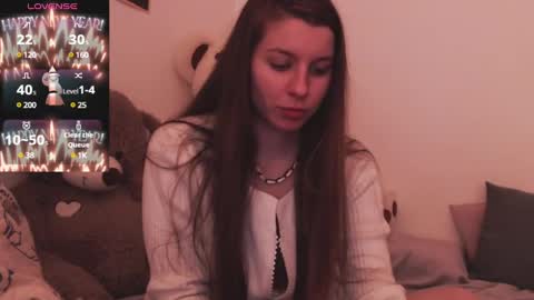 Snapshot of juicy_mystery chatting on 01.24.25 laura online show from 01.24.25