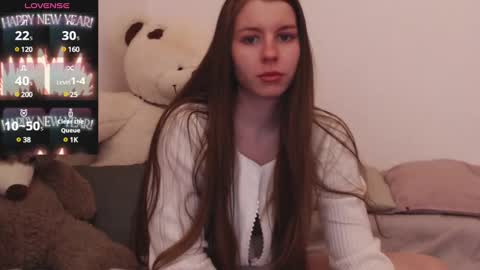 Snapshot of juicy_mystery chatting on 01.25.25 laura online show from 01.25.25